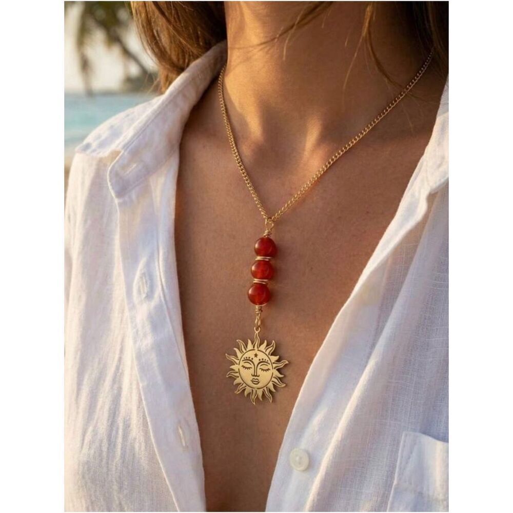 Gold red stone Sun Necklace A1926